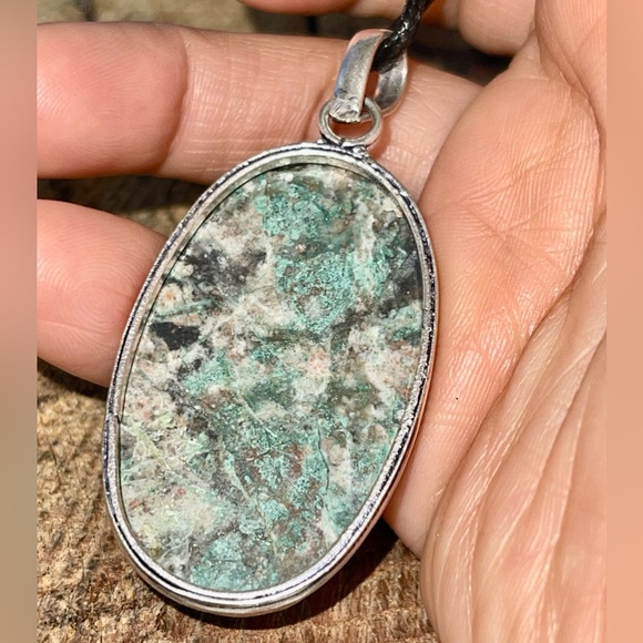 Chrysocolla Azurite Pendant 2 1/2” - Picture 5 of 11